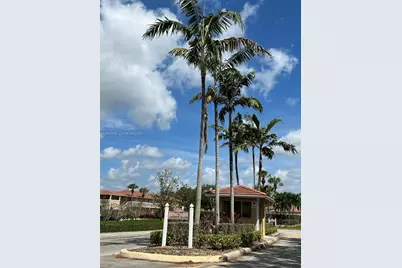 10204 Twin Lakes Dr #14-H, Coral Springs, FL 33071 - Photo 4