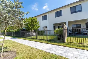 12060 SW 82nd Pl, Miami, FL 33156 - Photo 34