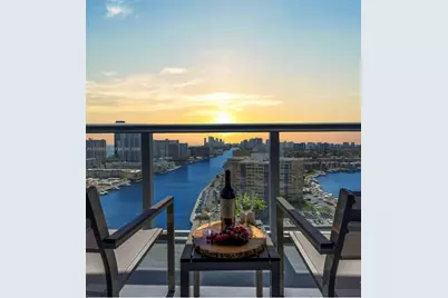 2602 E Hallandale Beach Blvd #R3009, Hallandale Beach, FL 33009 - Photo 2
