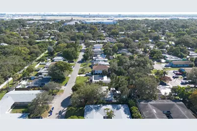 2621 SW 12th Ter, Fort Lauderdale, FL 33315 - Photo 30
