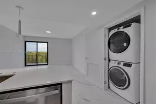840 NE 130th St, North Miami, FL 33161 - Photo 10