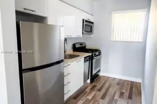 8000 NE Bayshore Ct, Miami, FL 33138 - Photo 8