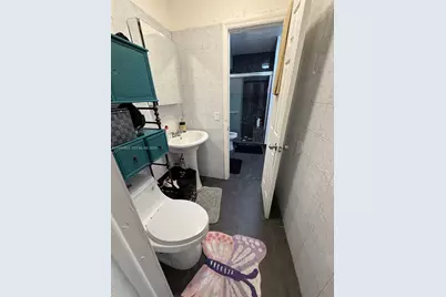 6070 W 18th Ave #209, Hialeah, FL 33012 - Photo 24