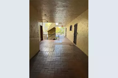 6070 W 18th Ave #209, Hialeah, FL 33012 - Photo 4