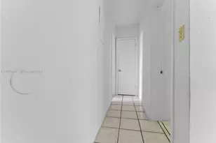 1165 Marseille Dr, Miami Beach, FL 33141 - Photo 4