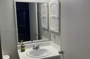 1301 SW 134th Way, Pembroke Pines, FL 33027 - Photo 12