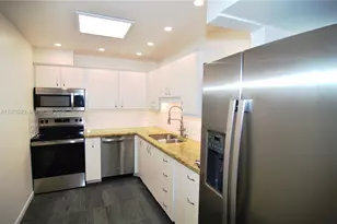 10125 S 42nd Ave S, Boynton Beach, FL 33436 - Photo 12