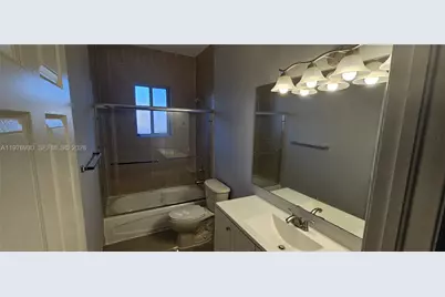 3389 NE 4th St, Homestead, FL 33033 - Photo 18