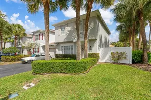 6002 Red Plum Ct, Tamarac, FL 33321 - Photo 2