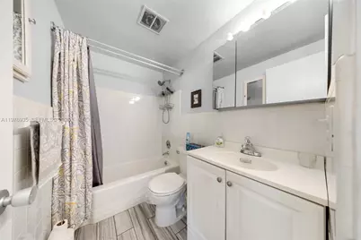 900 SW 10th Ter #8S, Hallandale Beach, FL 33009 - Photo 12