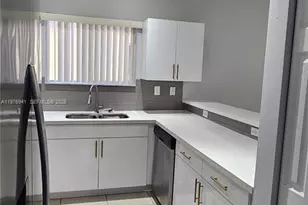 3389 NE 4th St, Homestead, FL 33033 - Photo 18