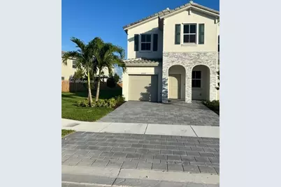 2608 SE 11th St #2608, Homestead, FL 33035 - Photo 1