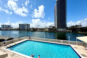 1825 S Ocean Dr, Hallandale Beach, FL 33009 - Photo 32