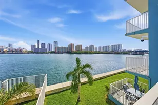 3922 NE 166th St, North Miami Beach, FL 33160 - Photo 16