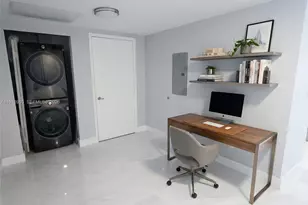 475 Brickell Ave, Miami, FL 33131 - Photo 8