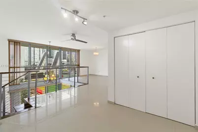 90 SW 3rd St #TH505, Miami, FL 33130 - Photo 24