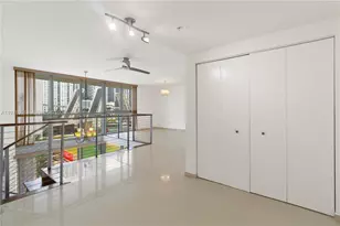 90 SW 3rd St, Miami, FL 33130 - Photo 24