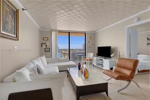 290 174th St, Sunny Isles Beach, FL 33160 - Photo 12