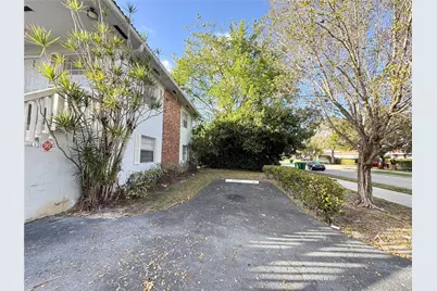 4140 Woodside Dr #107, Coral Springs, FL 33065 - Photo 22