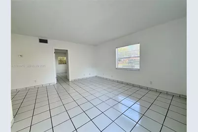 4140 Woodside Dr #107, Coral Springs, FL 33065 - Photo 12