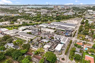 1385 NE 130th St, North Miami, FL 33161 - Photo 56