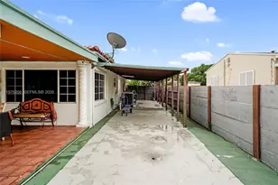 1385 NE 130th St, North Miami, FL 33161 - Photo 32