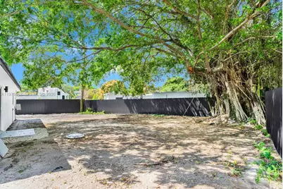 16320 NW 19 Ct, Miami Gardens, FL 33054 - Photo 40