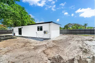 16320 NW 19 Ct, Miami Gardens, FL 33054 - Photo 46