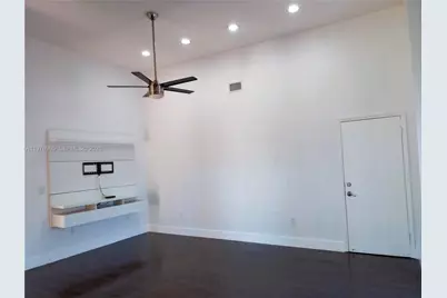 422 SW 88th Pl, Miami, FL 33174 - Photo 4