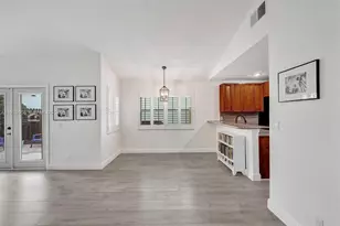 9304 Arborwood Cir, Davie, FL 33328 - Photo 14