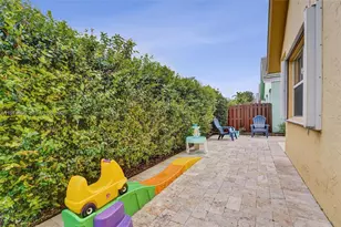 9304 Arborwood Cir, Davie, FL 33328 - Photo 40