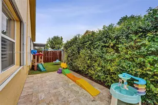 9304 Arborwood Cir, Davie, FL 33328 - Photo 38