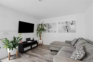 4765 SW 14th St, Deerfield Beach, FL 33442 - Photo 16