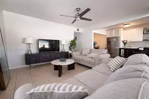 30 NE 26th St, Wilton Manors, FL 33305 - Photo 4