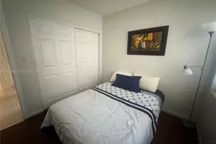 30 NE 26th St, Wilton Manors, FL 33305 - Photo 22