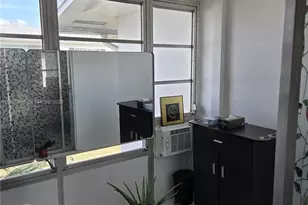 6560 Winfield Blvd, Margate, FL 33063 - Photo 8