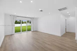 461 SW 1st St, Boca Raton, FL 33432 - Photo 10