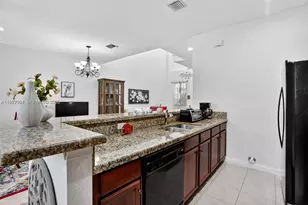 728 SE 2nd St, Pompano Beach, FL 33060 - Photo 6