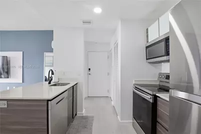 481 NE 29th St #604, Miami, FL 33137 - Photo 10