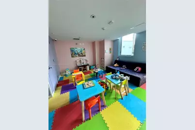 92 SW 3rd St #3105, Miami, FL 33130 - Photo 16