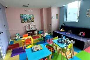 92 SW 3rd St, Miami, FL 33130 - Photo 16