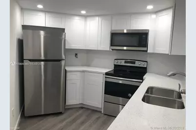 9421 Fontainebleau Blvd #210-35, Miami, FL 33172 - Photo 2