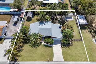 12930 SW 190th St, Miami, FL 33177 - Photo 2