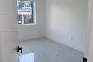 1630 SW 20th St, Miami, FL 33145 - Photo 16