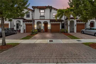 10268 NW 88th Terrace, Doral, FL 33178 - Photo 2