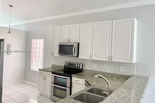 15627 SW 16th Ct, Pembroke Pines, FL 33027 - Photo 8