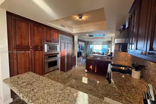 17875 Collins Ave, Sunny Isles Beach, FL 33160 - Photo 22