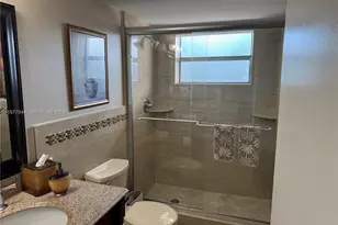 8330 Sands Point Blvd, Tamarac, FL 33321 - Photo 14