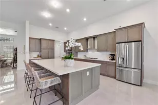 8950 W Parkland Bay Trl, Parkland, FL 33076 - Photo 14