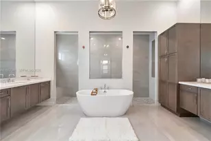 8950 W Parkland Bay Trl, Parkland, FL 33076 - Photo 24